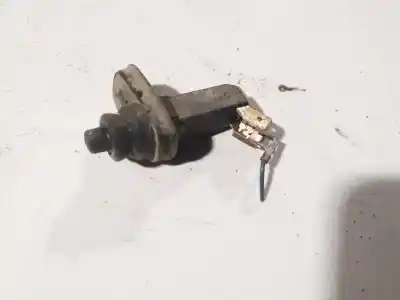 Pezzo di ricambio per auto di seconda mano interruttore per audi a6 avant (c4) 2.5 tdi riferimenti oem iam 