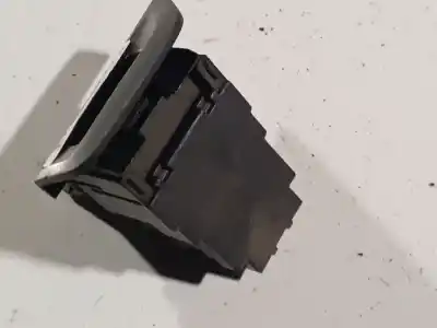 Second-hand car spare part ignition switch for bmw 1 (e81) 118 d oem iam references 695477701  6 954777 01, 108625-10, 042105, 10862510