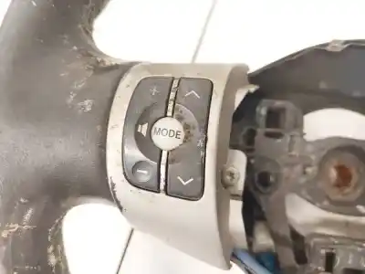 Peça sobressalente para automóvel em segunda mão comandos do volante por skoda octavia ii combi (1z5) 1.6 tdi 4x4 referências oem iam 