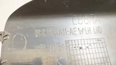 Автозапчасти б/у пластик за nissan bluebird hatchback (t72, t12) 1.6 ссылки oem iam 3m51r044a11aew  3m51-r044a11-aew