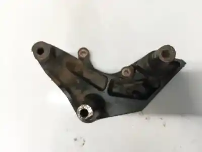 Second-hand car spare part engine support for chrysler sebring (js) 2.0 crd oem iam references 04766388aa  7204