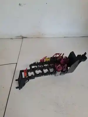 Pezzo di ricambio per auto di seconda mano scatola relè/fusibili per volkswagen passat b5 variant (3b5) 1.9 tdi riferimenti oem iam 8d1937545  8d1 937 545