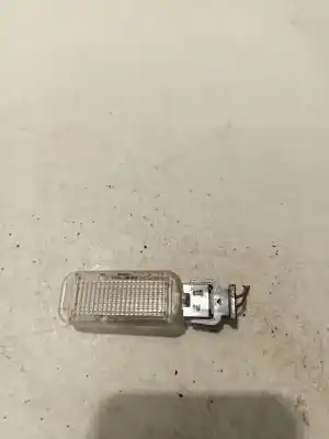 Peça sobressalente para automóvel em segunda mão luz da chapa de matrícula por opel kadett e fastback (t85) 1.4 s (c08, c48, d08, d48) referências oem iam 4b0947415