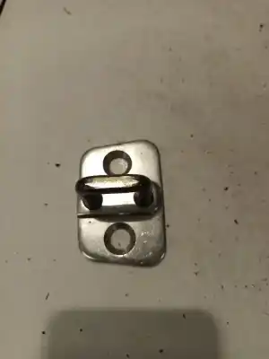 Peça sobressalente para automóvel em segunda mão plásticos por opel kadett e fastback (t85) 1.4 s (c08, c48, d08, d48) referências oem iam 3d4837033d