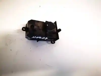 Second-hand car spare part left front power window switch for opel corsa a fastback (s83) 1.2 i (f08, m08, f68, m68) oem iam references m31537 Second-hand car spare part left front power window switch for opel corsa a fastback (s83) 1.2 i (f08, m08, f68, m68) oem iam references m31537