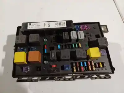 Pezzo di ricambio per auto di seconda mano scatola relè/fusibili per bmw 3 (e30) m3 2.3 riferimenti oem iam 743381