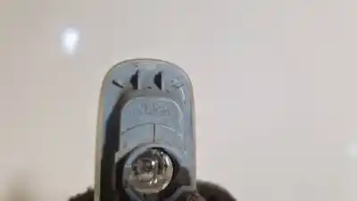 Tweedehands auto-onderdeel rechter zijlamp voor audi a3 (8p1) 2.0 tdi oem iam-referenties 8e0949127  