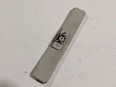 Автозапчасти б/у пластик за audi a3 (8p1) 2.0 tdi ссылки oem iam 8d0858555  8d0 858 555