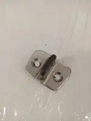 Peça sobressalente para automóvel em segunda mão plásticos por opel kadett e fastback (t85) 1.4 s (c08, c48, d08, d48) referências oem iam 3d4837033d