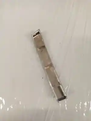 Pezzo di ricambio per auto di seconda mano plastica per opel kadett e fastback (t85) 1.4 s (c08, c48, d08, d48) riferimenti oem iam 3d1867172  3d1 867 172