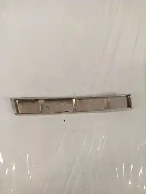 Pezzo di ricambio per auto di seconda mano plastica per opel kadett e fastback (t85) 1.4 s (c08, c48, d08, d48) riferimenti oem iam 3d1867172  3d1 867 172