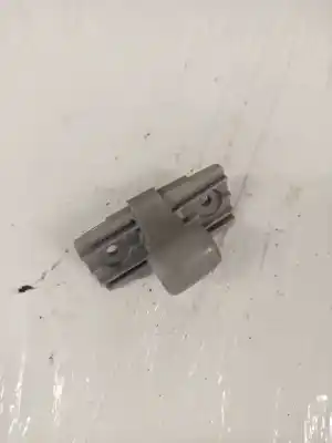 Peça sobressalente para automóvel em segunda mão pára-sol esquerdo por opel kadett e fastback (t85) 1.4 s (c08, c48, d08, d48) referências oem iam jf151590