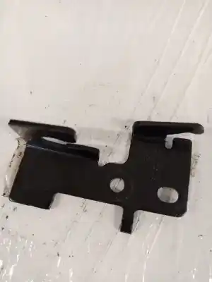 Pezzo di ricambio per auto di seconda mano plastica per opel kadett e fastback (t85) 1.4 s (c08, c48, d08, d48) riferimenti oem iam 3d5885153e  3d5885153e