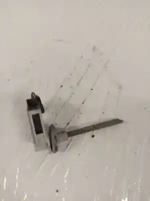 Peça sobressalente para automóvel em segunda mão sensor por opel kadett e fastback (t85) 1.4 s (c08, c48, d08, d48) referências oem iam 4b0820539