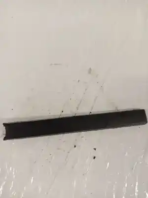 Peça sobressalente para automóvel em segunda mão plásticos por opel kadett e fastback (t85) 1.4 s (c08, c48, d08, d48) referências oem iam 3d0881347a