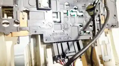 Pezzo di ricambio per auto di seconda mano luce interna per audi a6 avant (4f5) 3.0 tdi quattro riferimenti oem iam 4f1035711c  1678.1.020
