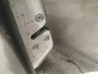 Автозапчастина б/у замок дверей заднього лівого для nissan note (e11, ne11) 1.4 посилання на oem iam   