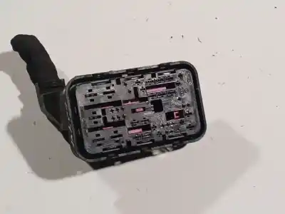 Pezzo di ricambio per auto di seconda mano scatola relè/fusibili per opel kadett e fastback (t85) 1.4 s (c08, c48, d08, d48) riferimenti oem iam 1k0937700a