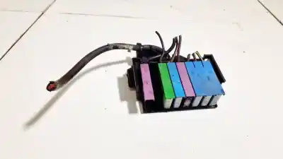 Peça sobressalente para automóvel em segunda mão caixa de fusíveis e relés por opel zafira a 2.0 dti referências oem iam 