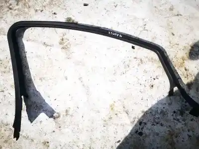 Peça sobressalente para automóvel em segunda mão plásticos por bmw 3 (e30) m3 2.3 referências oem iam 13264851