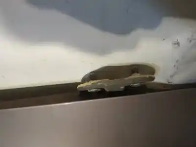 Peça sobressalente para automóvel em segunda mão amortecedores do tronco / porta por bmw 1 (e81) 118 d referências oem iam 