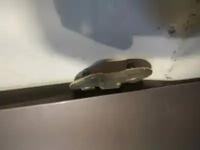 Second-hand car spare part tailgate gas strut for bmw 1 (e81) 118 d oem iam references   