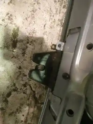 Peça sobressalente para automóvel em segunda mão fechadura do mala por bmw 1 (e81) 118 d referências oem iam 