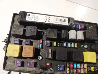 Second-hand car spare part fuse box unit for bmw 3 (e30) m3 2.3 oem iam references 13206746  