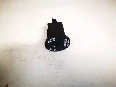 Pezzo di ricambio per auto di seconda mano interruttore per bmw 3 (e30) m3 2.3 riferimenti oem iam 13268602