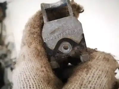 Pezzo di ricambio per auto di seconda mano maniglia esterna posteriore destra per volkswagen golf iv (1j1) 1.9 tdi riferimenti oem iam 3b0837885  