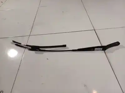Pièce détachée automobile d'occasion Bras D'essuie-glace Avant Gauche pour VOLKSWAGEN PASSAT VARIANT (3C5) 1.9 TDI Références OEM IAM 3C1955410B  3C1955410B