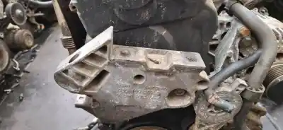 Second-hand car spare part engine support for opel kadett e fastback (t85) 1.4 s (c08, c48, d08, d48) oem iam references 03g199207g  