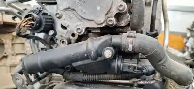 Pezzo di ricambio per auto di seconda mano termostato per opel kadett e fastback (t85) 1.4 s (c08, c48, d08, d48) riferimenti oem iam 03g121132