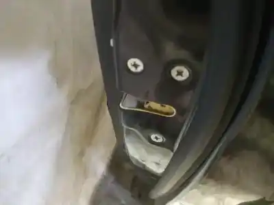 Piesă de schimb auto la mâna a doua încuietoare ușa din dreapta spate pentru opel corsa a fastback (s83) 1.2 i (f08, m08, f68, m68) referințe oem iam  Piesă de schimb auto la mâna a doua încuietoare ușa din dreapta spate pentru opel corsa a fastback (s83) 1.2 i (f08, m08, f68, m68) referințe oem iam