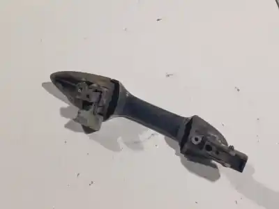 Pezzo di ricambio per auto di seconda mano maniglia esterna anteriore destra per opel corsa a fastback (s83) 1.2 i (f08, m08, f68, m68) riferimenti oem iam   