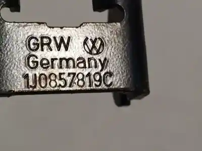 Автозапчастина б/у лівий передній гачок для volkswagen golf iv (1j1) 1.8 t посилання на oem iam 1j0857819c  1j0857819c