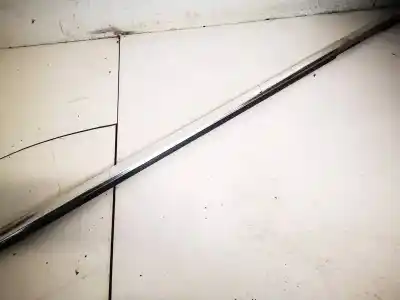 Peça sobressalente para automóvel em segunda mão plásticos por opel astra j (p10) 1.7 cdti (68) referências oem iam 