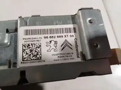 Second-hand car spare part audio system / radio cd for porsche 968 descapotable 3.0 oem iam references 96662669xt04  96662669xt04, vdaptf00736019, rd4n1m-03, bs0510360736019, rd4n1m03