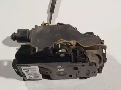 Pezzo di ricambio per auto di seconda mano serratura porta posteriore sinistra per volkswagen golf iv (1j1) 1.9 sdi riferimenti oem iam   
