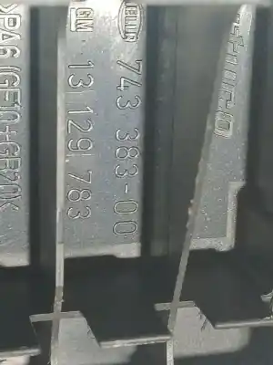 Second-hand car spare part fuse box unit for bmw 3 (e30) m3 2.3 oem iam references 74338300  743 383-00, 13129783