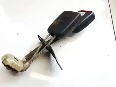 Автозапчастина б/у задній центральний гачок для volkswagen passat variant (3b5) 1.9 tdi посилання на oem iam 3b0857739a  