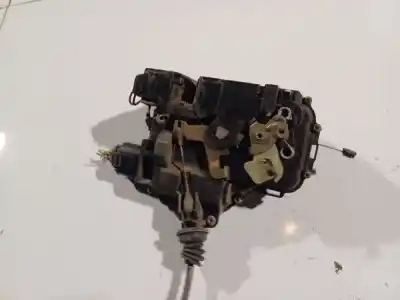 Pezzo di ricambio per auto di seconda mano serratura porta anteriore sinistra per volkswagen golf iv (1j1) 1.9 sdi riferimenti oem iam   