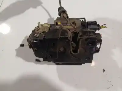 Pezzo di ricambio per auto di seconda mano serratura porta anteriore sinistra per volkswagen golf iv (1j1) 1.9 sdi riferimenti oem iam   