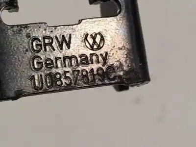 Автозапчастина б/у лівий передній гачок для volkswagen golf iv (1j1) 1.8 t посилання на oem iam 1j0857819c  1j0857819c
