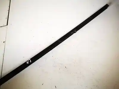 Pezzo di ricambio per auto di seconda mano plastica per toyota corolla verso (_e12_) 2.0 d-4d (cde120_) riferimenti oem iam   