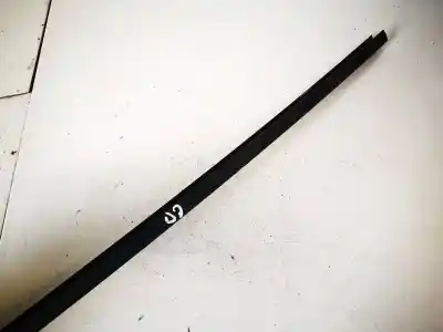 Pezzo di ricambio per auto di seconda mano plastica per toyota corolla verso (_e12_) 2.0 d-4d (cde120_) riferimenti oem iam   