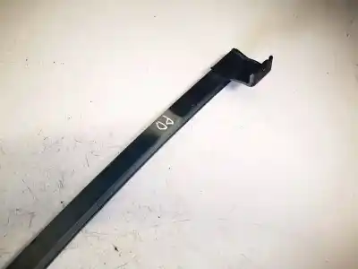 Pezzo di ricambio per auto di seconda mano plastica per toyota corolla verso (_e12_) 2.0 d-4d (cde120_) riferimenti oem iam   