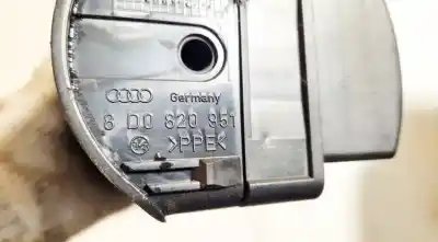 Автозапчастина б/у аераційна решіта для audi a4 avant (b5) 1.8 посилання на oem iam 8d0820951  