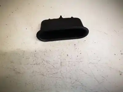 Peça sobressalente para automóvel em segunda mão plásticos por toyota corolla verso (_e12_) 2.0 d-4d (cde120_) referências oem iam 7481452010