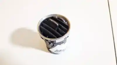 Second-hand car spare part air ventilation grille for saab 900 i (ac4, am4) 2.0 i oem iam references 9658515377